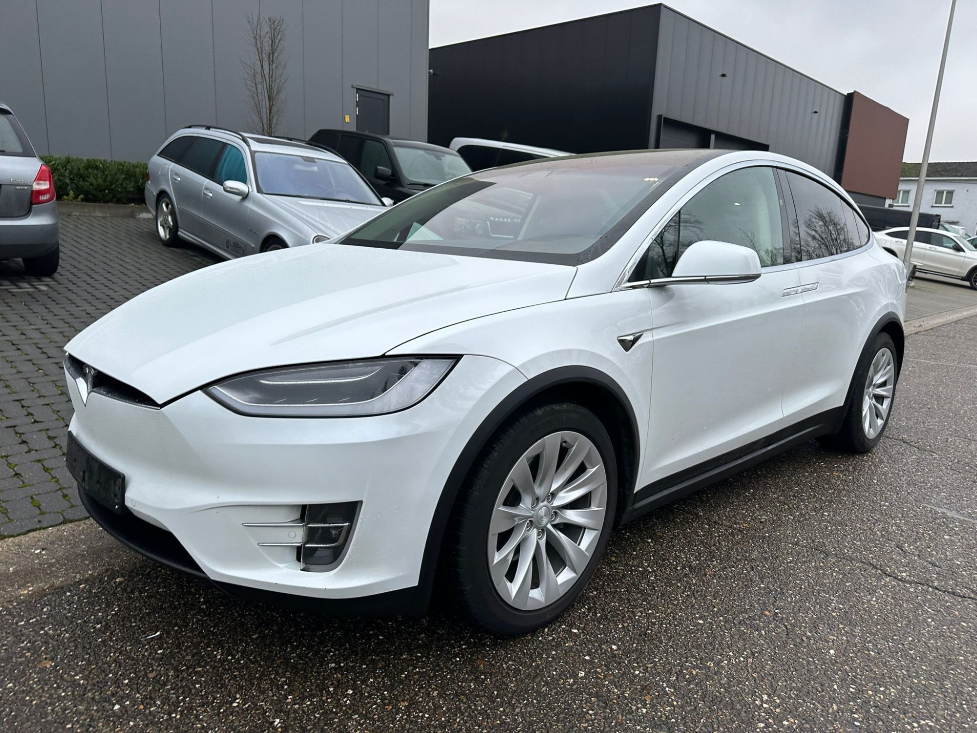 hp tesla model x