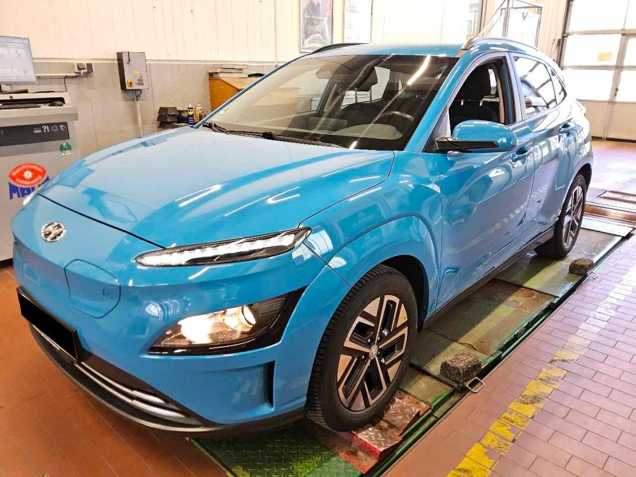 Hyundai Kona - Electric - Automatic - 136 hp - 44.815 km
