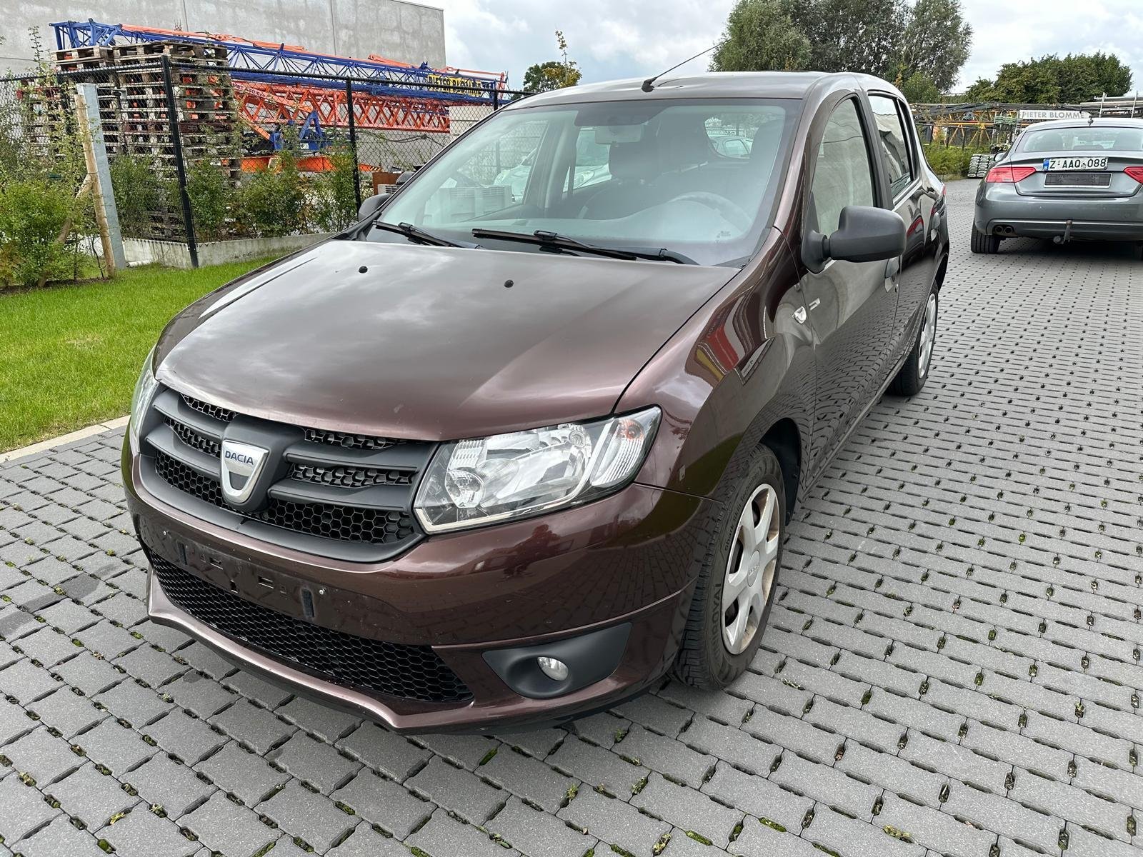 Dacia Sandero 1.2 - Petrol - Manual - 73 hp - 176.182 km