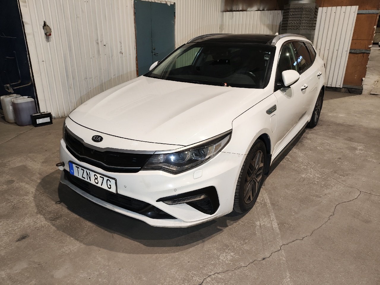 Kia Optima - Hybrid - Automatic - 205 hp - 167.990 km
