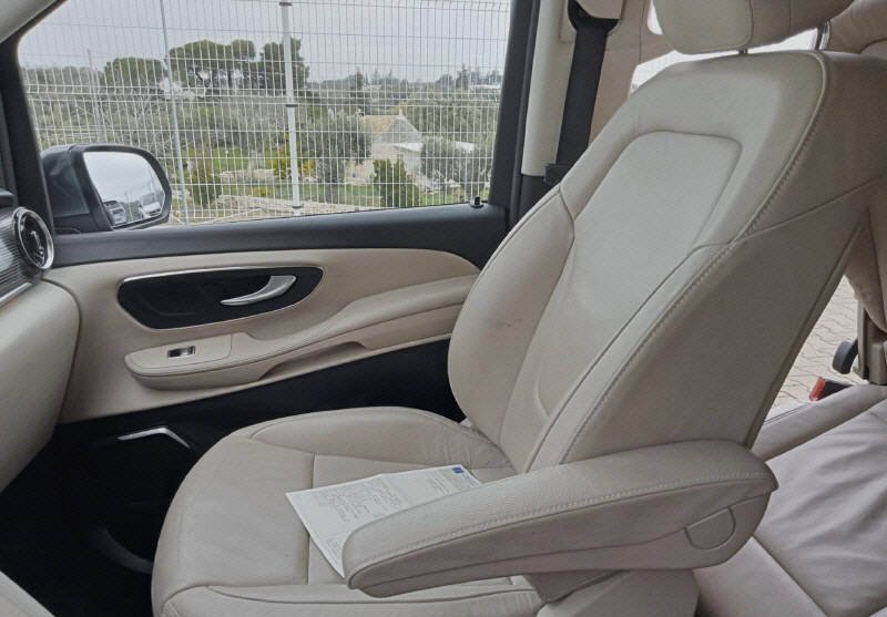 Mercedes-Benz V 250 Premium - Diesel - Automatic - 190 hp - 193.295 km Premium