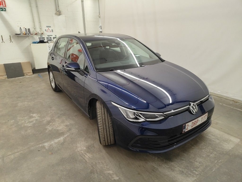 Volkswagen Golf 1.0 eTSI Life Business - Petrol - Automatic - 110 hp - 33.833 km Life Business