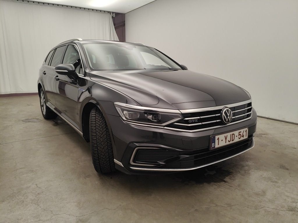 Volkswagen Passat Variant GTE 1.4 Business - Hybrid - Automatic - 156 hp - 132.949 km Business