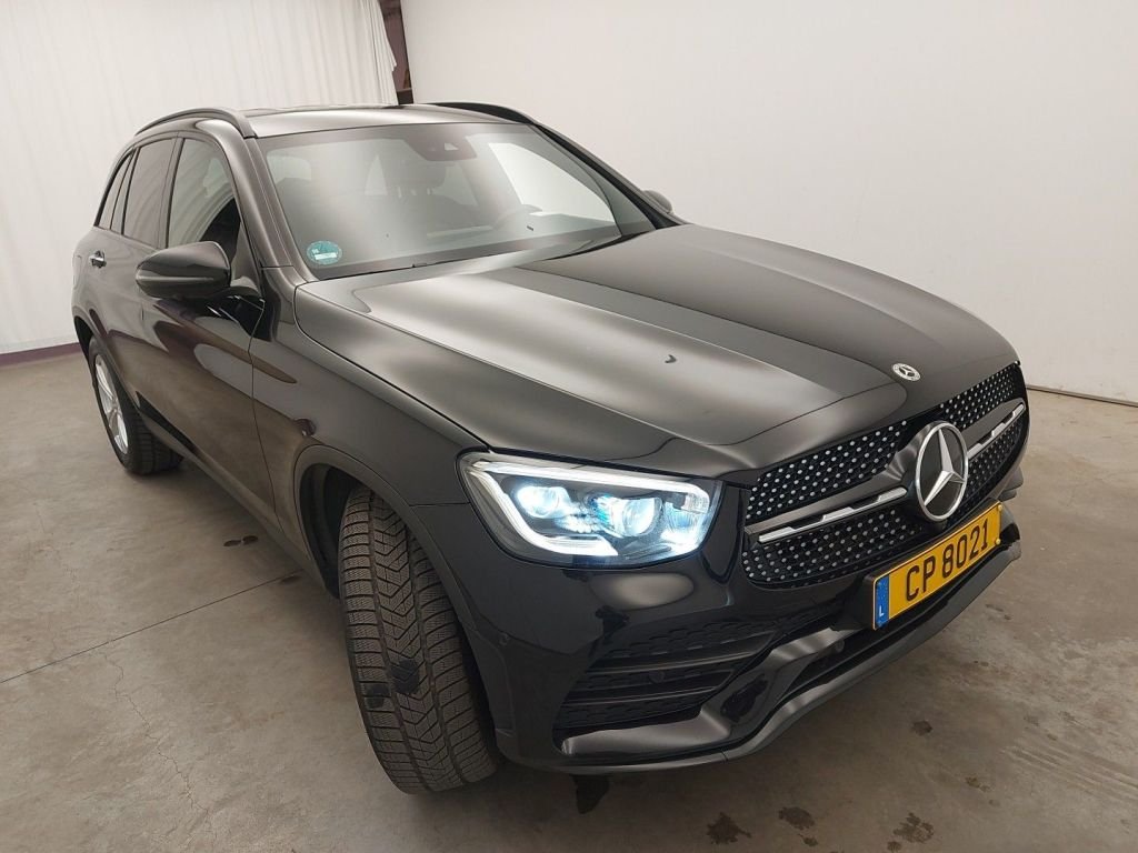 Mercedes-Benz GLC 200 - 4-Matic - Petrol - Automatic - 197 hp - 189.366 km 