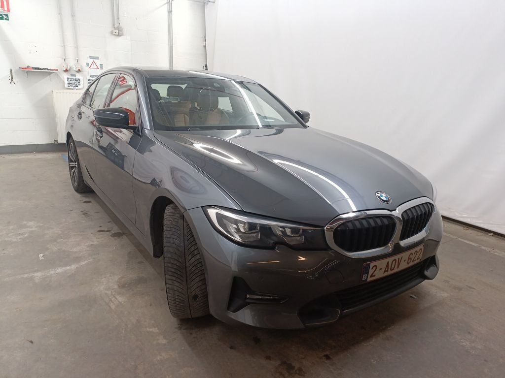 BMW 3 Series 318d - Diesel - Automatic - 136 hp - 166.529 km 