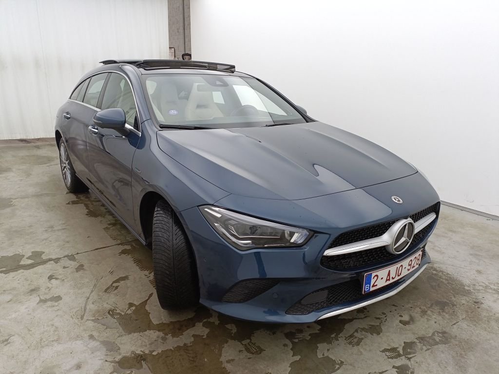 Mercedes-Benz CLA Shooting Brake 250e - Hybrid - Automatic - 160 hp - 115.343 km 