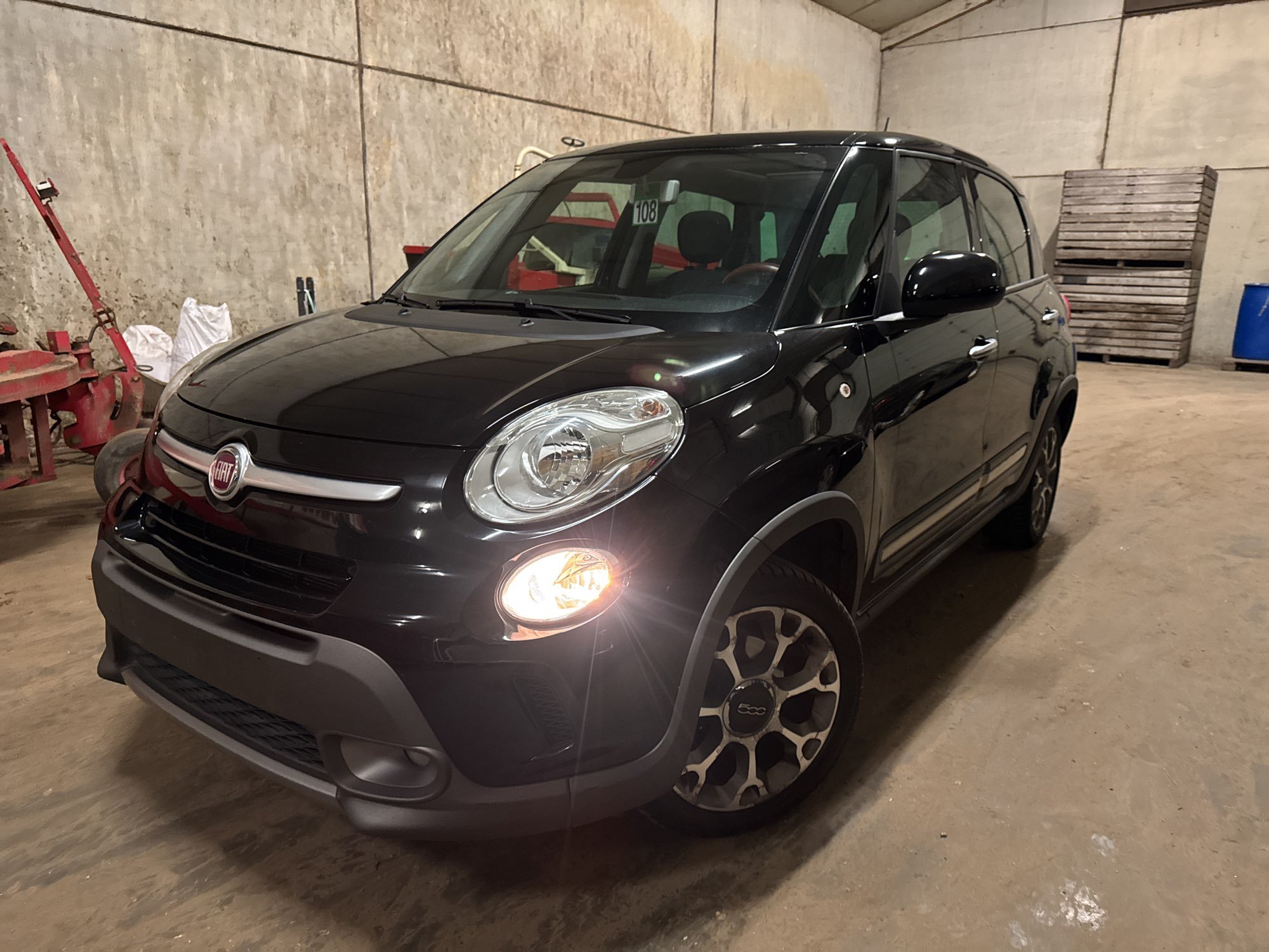 Fiat 500L Trekking - Diesel - Manual - 83 hp - 109.746 km