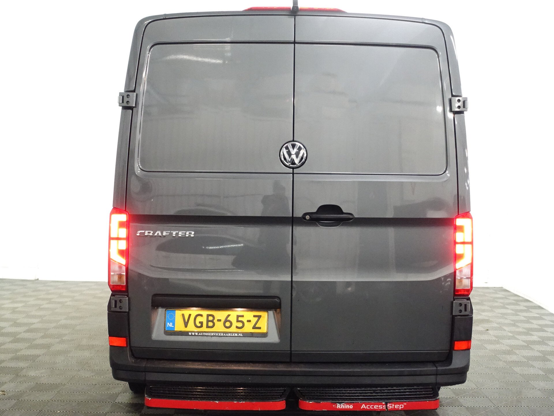 Volkswagen Crafter 35 Highline - Diesel - Automatic - 140 hp - 78.865 km