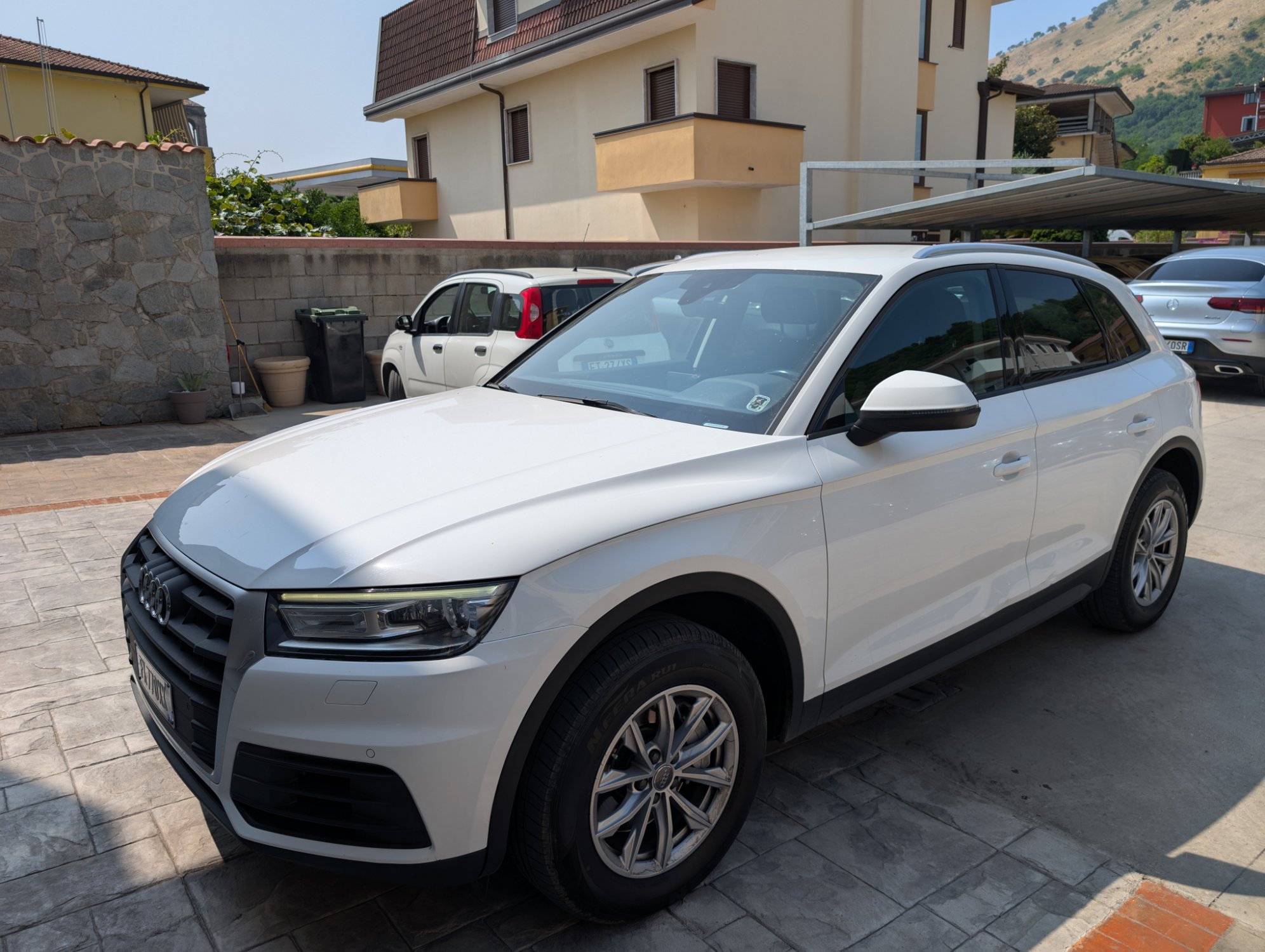 Audi Q5 40 TDI Business - Quattro - Diesel - Automatic - 190 hp - 319.530 km