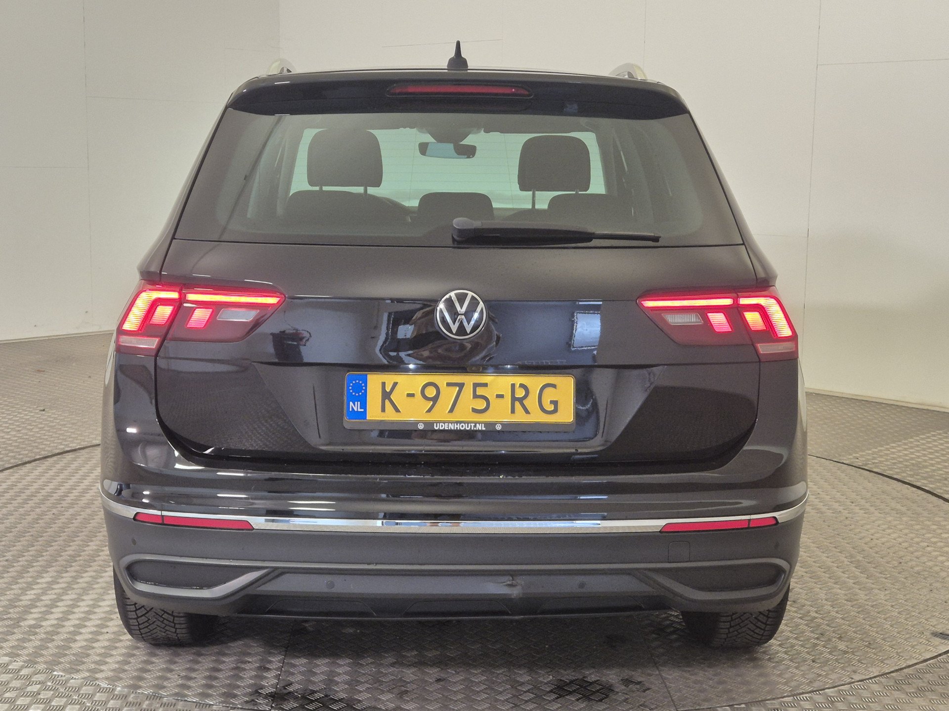 Volkswagen Tiguan 1.5 TSI Life Business - Petrol - Automatic - 150 hp - 121.780 km