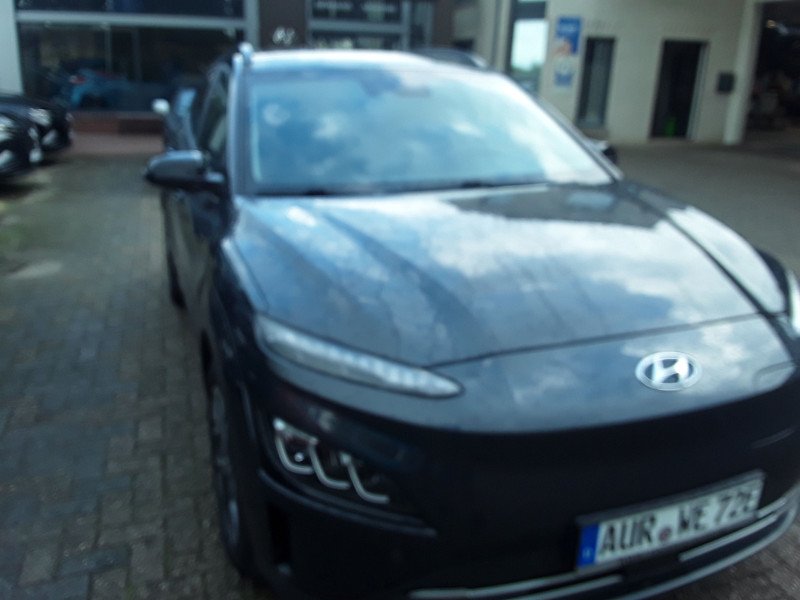 Hyundai e-Kona - Electric - Automatic - 136 hp - 25.506 km 