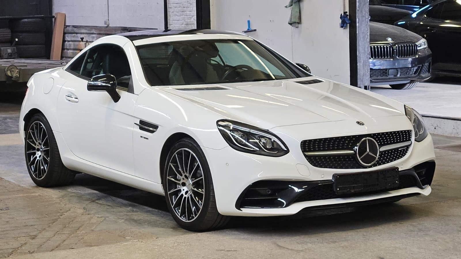 2020 Mercedes-Benz SLC   