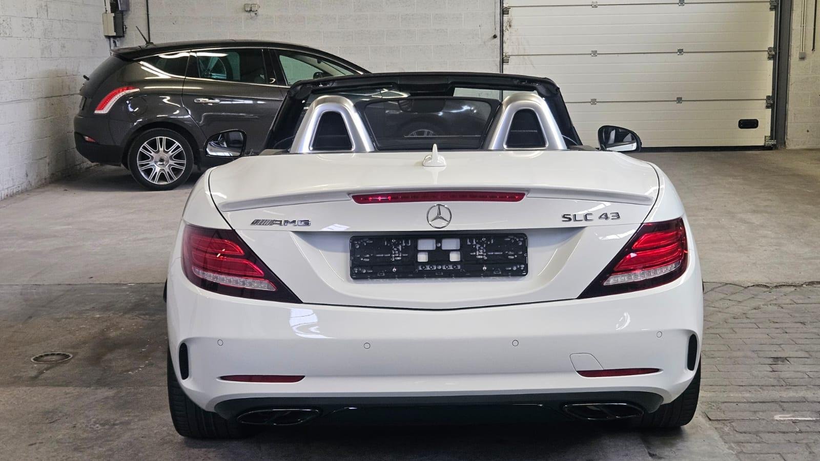 2020 Mercedes-Benz SLC   