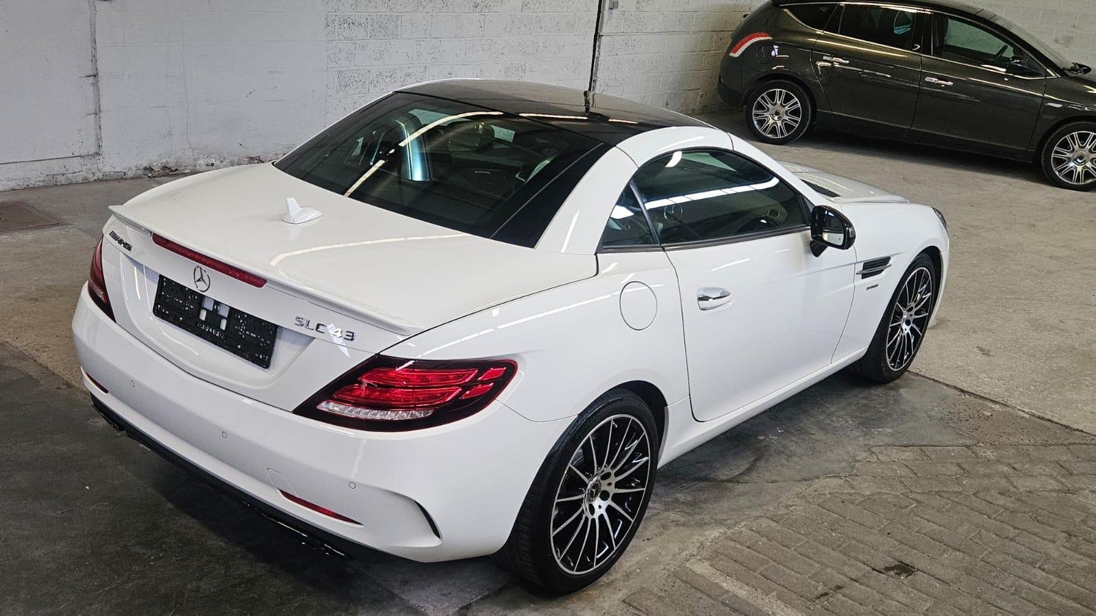 2020 Mercedes-Benz SLC   