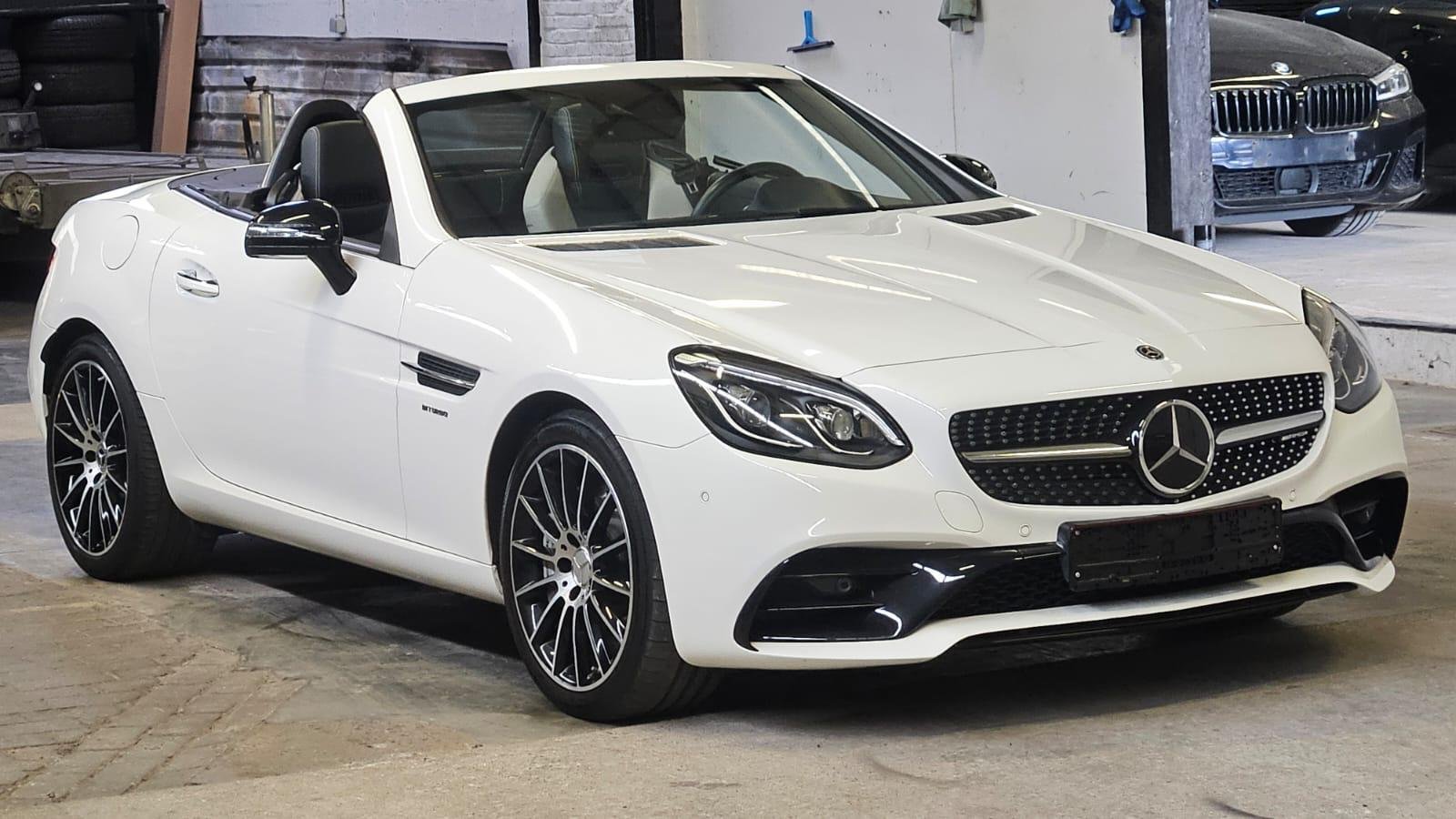 2020 Mercedes-Benz SLC   