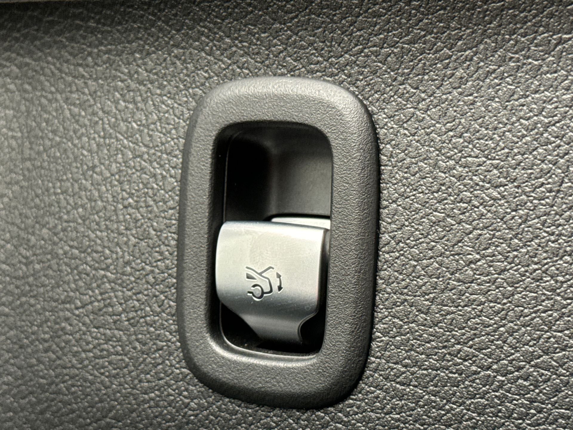 2021 Mercedes-Benz C   