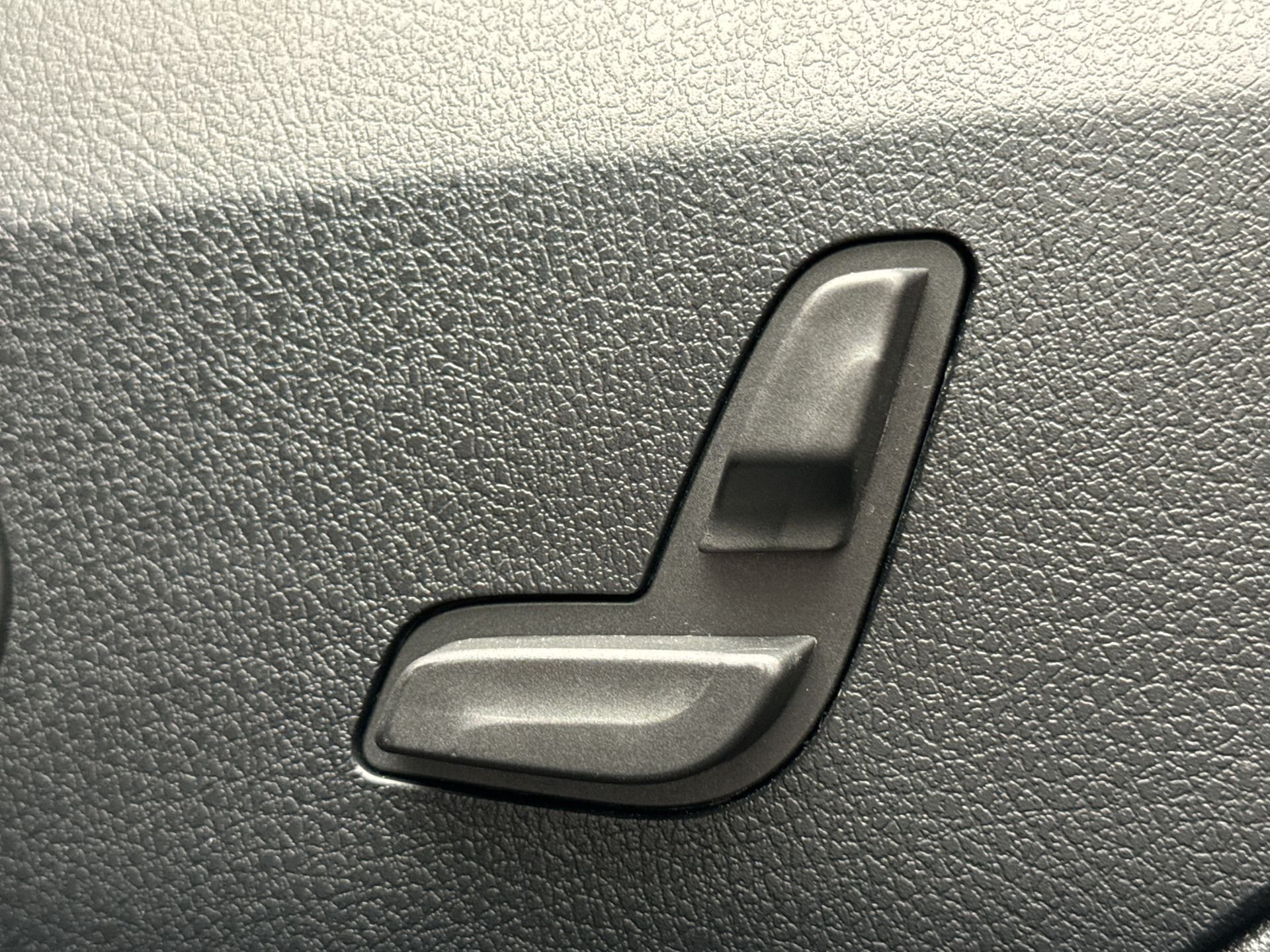 2021 Mercedes-Benz C   