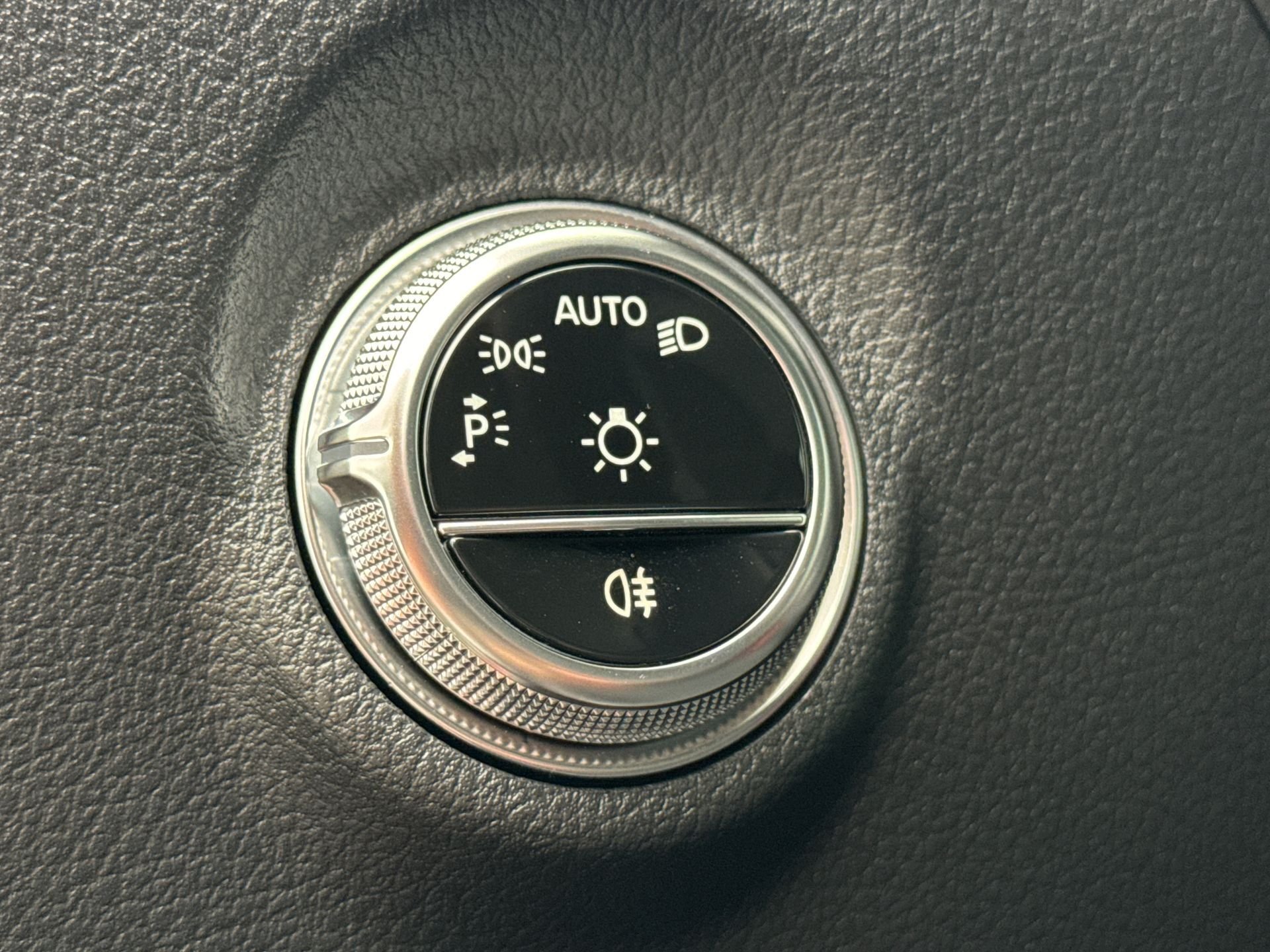 2021 Mercedes-Benz C   