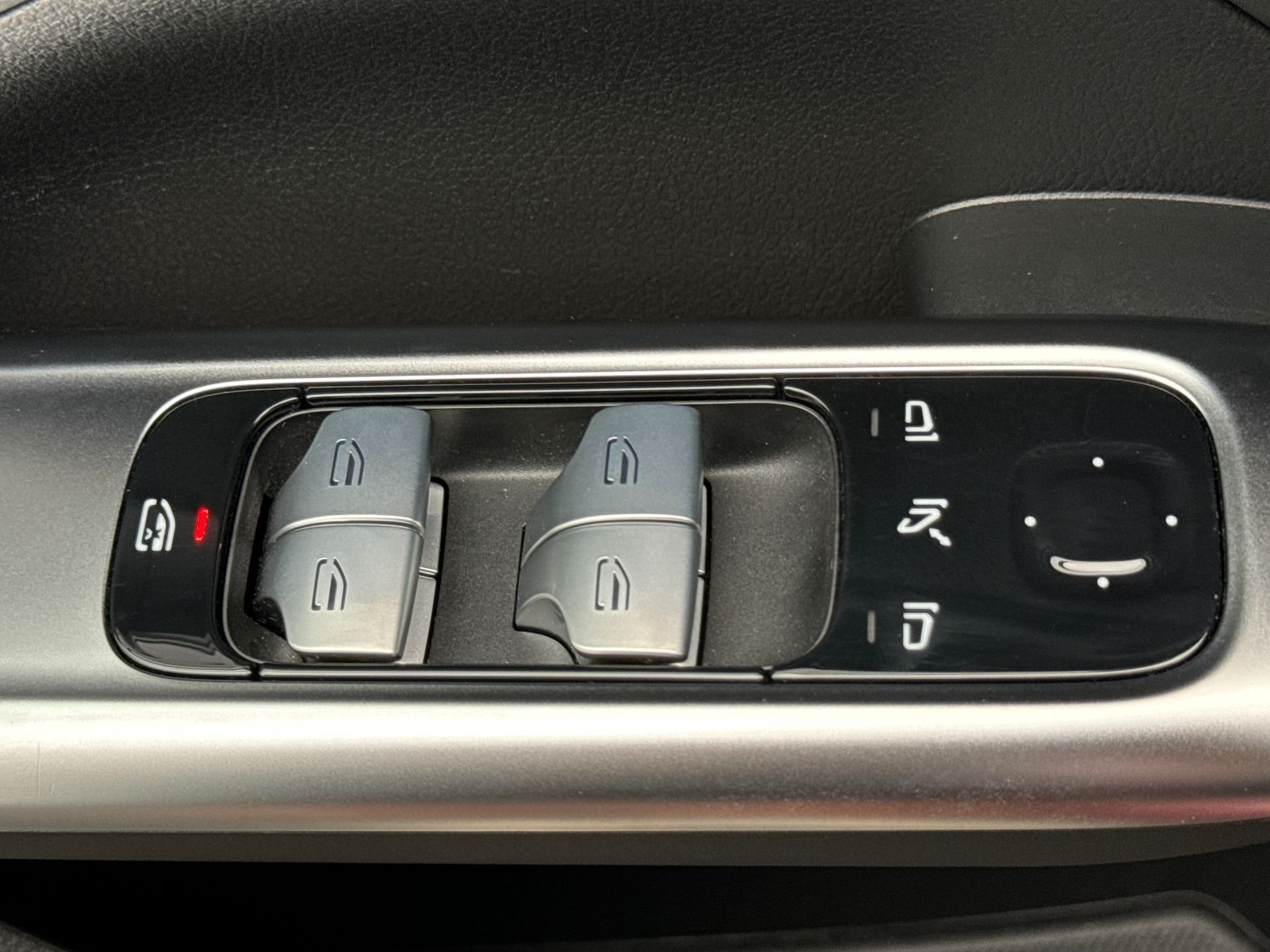 2021 Mercedes-Benz C   