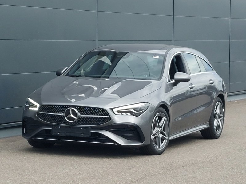 Mercedes-Benz CLA 200 AMG Line - Petrol - Automatic - 163 hp - 18.594 km AMG Line
