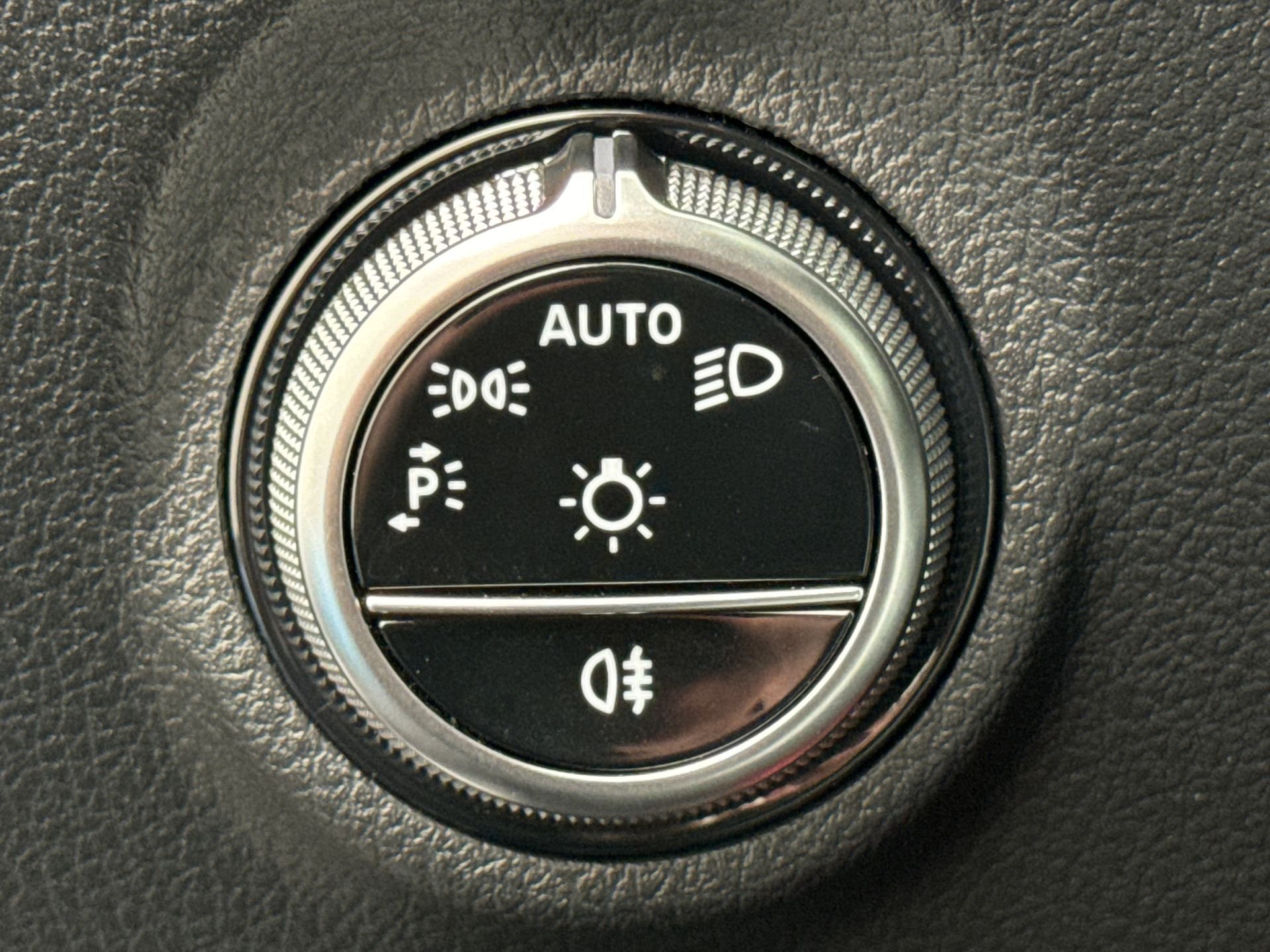 2021 Mercedes-Benz C   