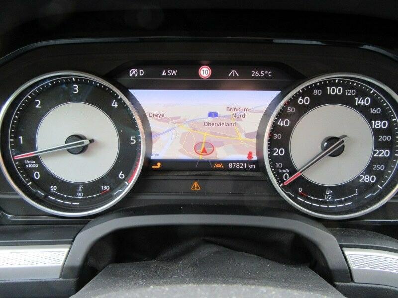 2018 Volkswagen Touareg   AWD