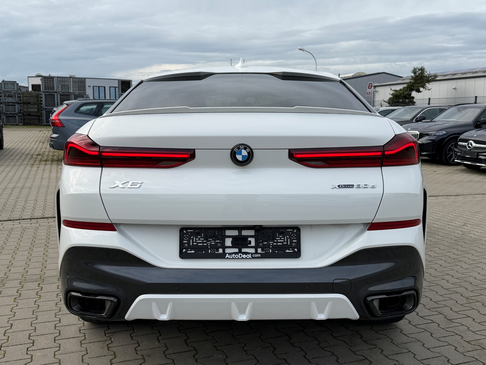 2023 BMW X6   AWD