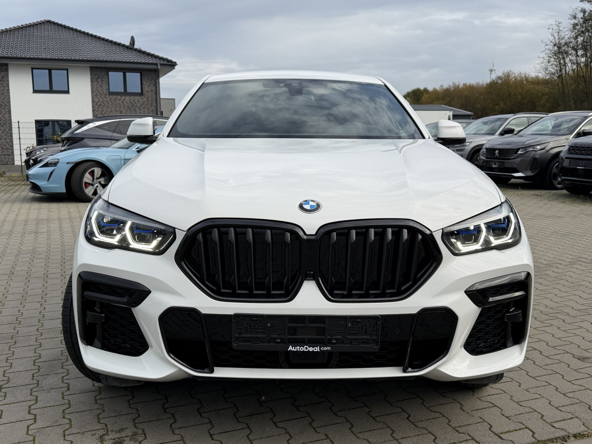 2023 BMW X6   AWD