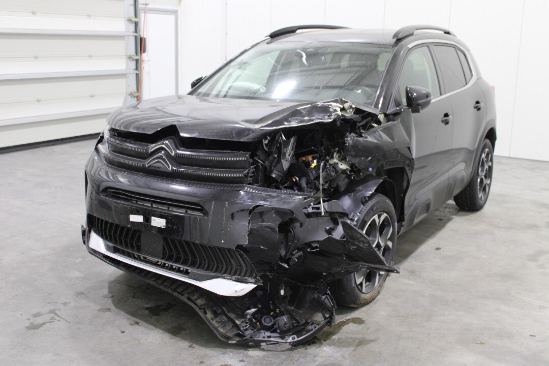 Citroën C5 Aircross 1.2 Max - Petrol - Automatic - 136 hp - 913 km