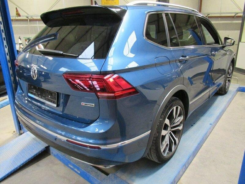 2020 Volkswagen Tiguan   AWD