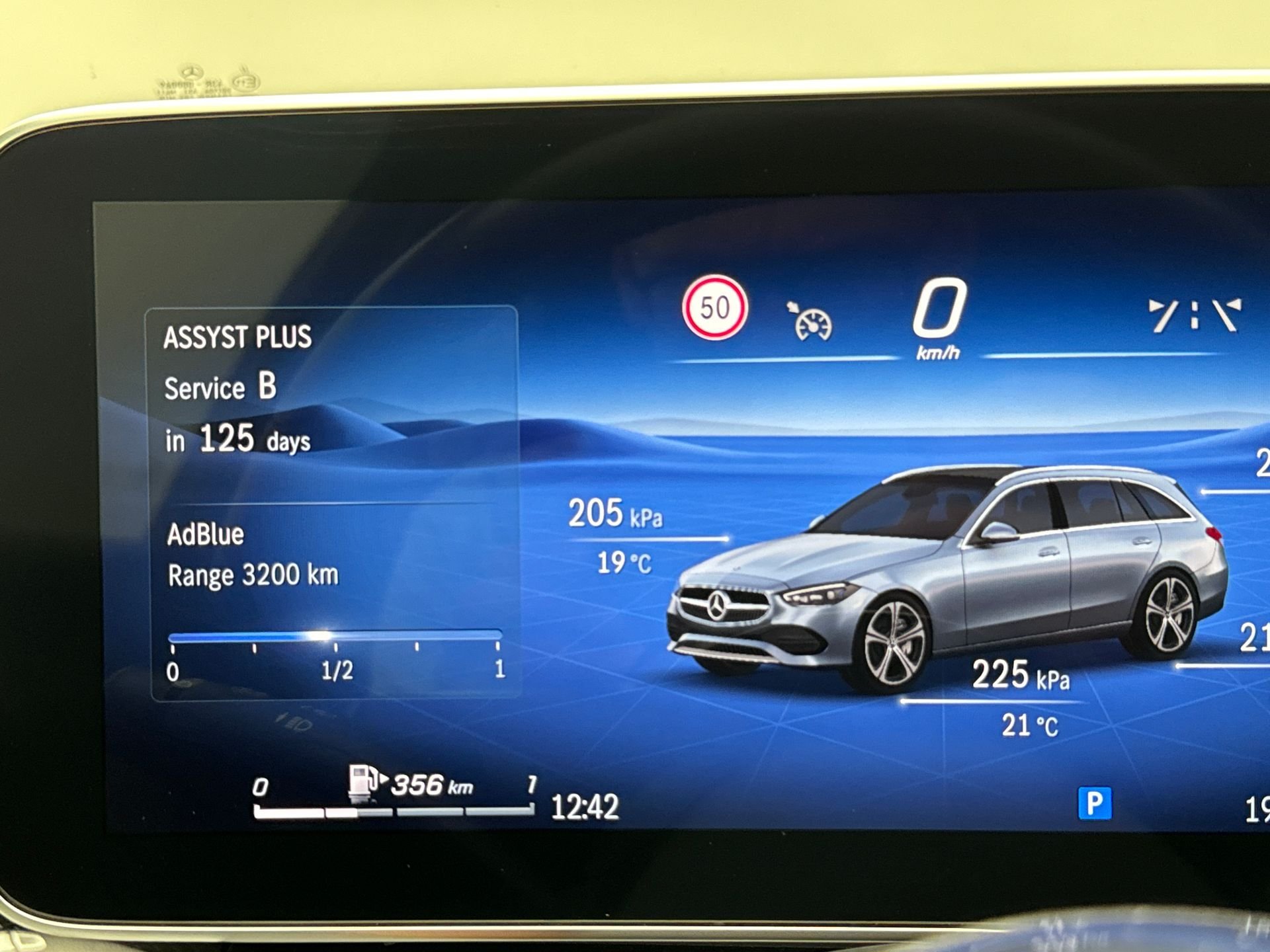 2021 Mercedes-Benz C   