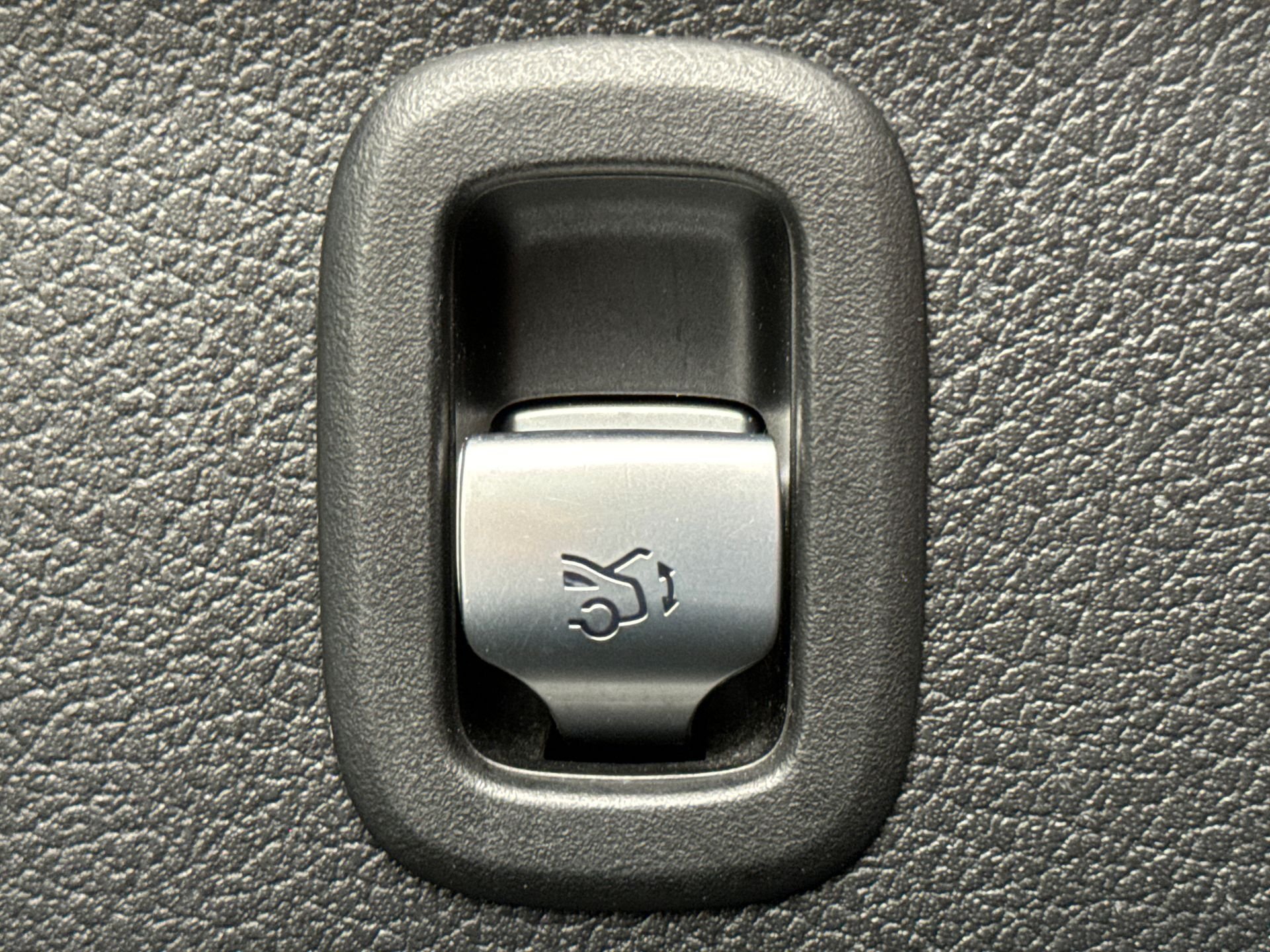 2021 Mercedes-Benz C   