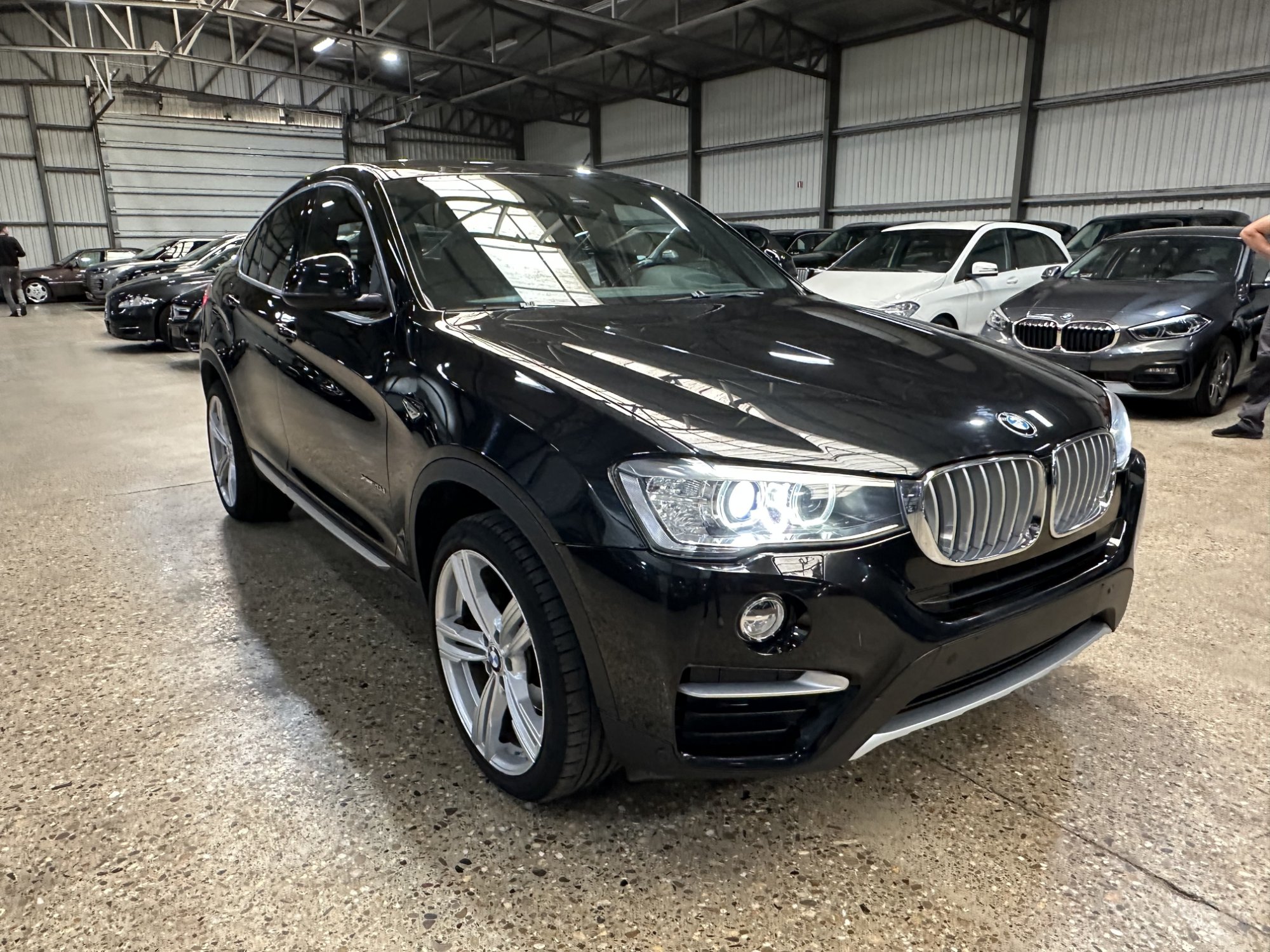 BMW X4 20d X Line - xDrive - Diesel - Automatic - 190 hp - 186.582 km X Line