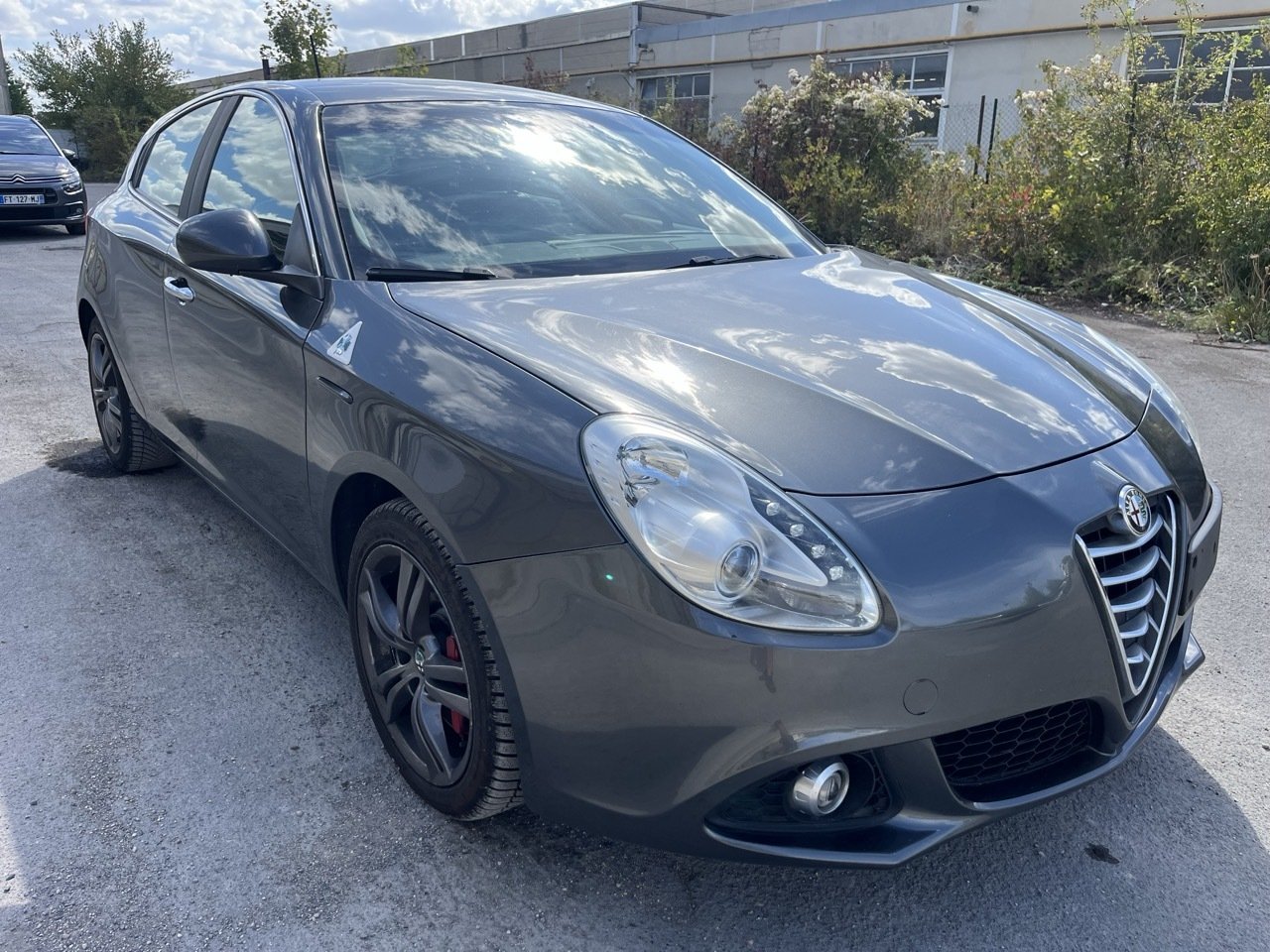 Alfa Romeo Giulietta 1.6 JTDm Distinctive - Diesel - Manual - 105 hp - 199.859 km Distinctive