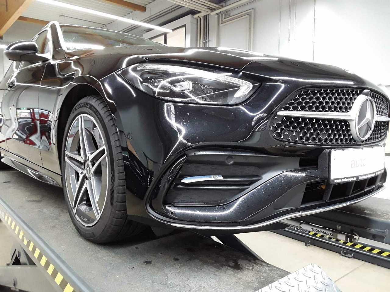 2022 Mercedes-Benz C   