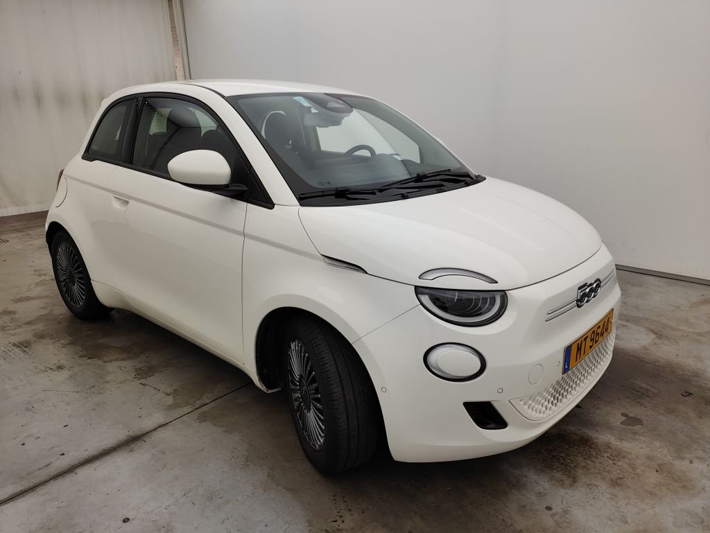 Fiat 500 e 37 kWh Icon - Electric - Automatic - 118 hp - 14.587 km Icon