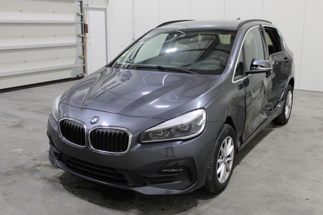 BMW 2 Series Active Tourer 216d Business - Diesel - Automatic - 116 hp - 137.106 km