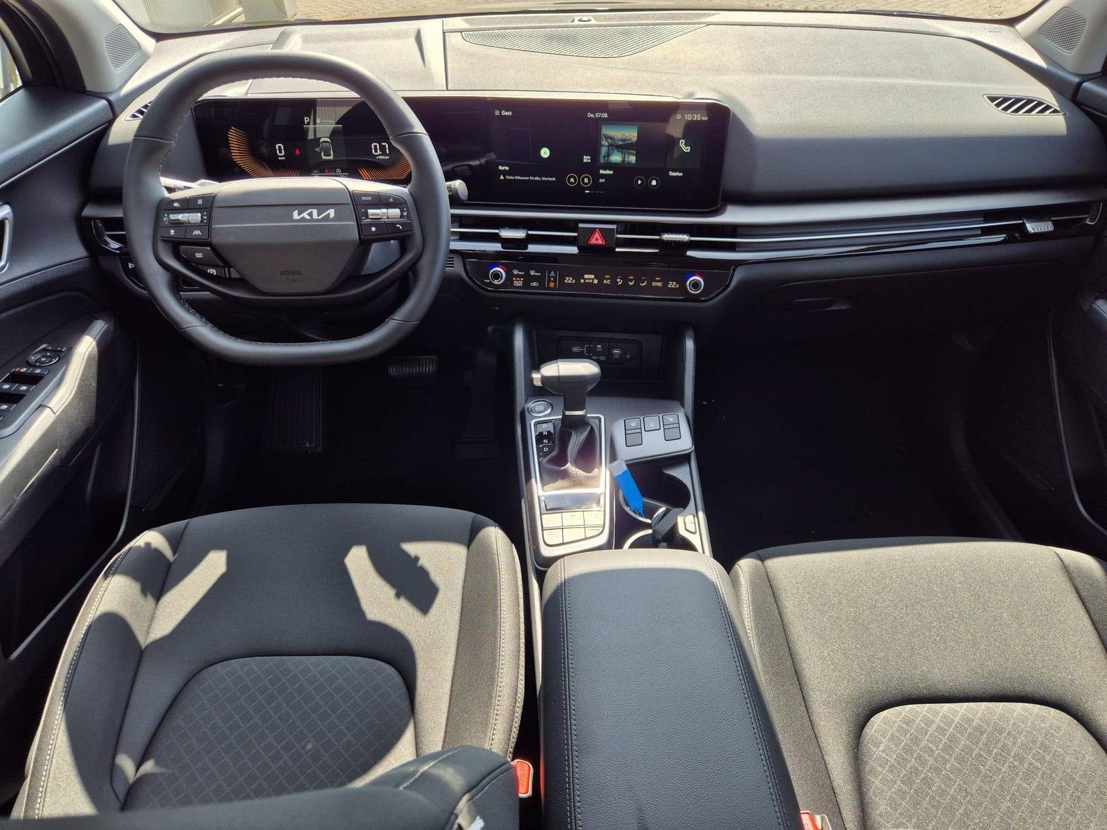 2025 Kia Sportage   AWD