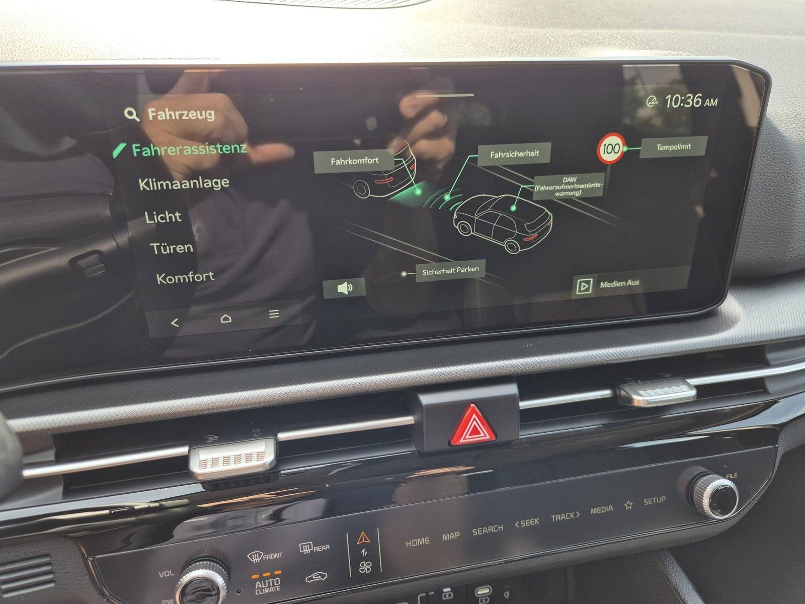 2025 Kia Sportage   AWD