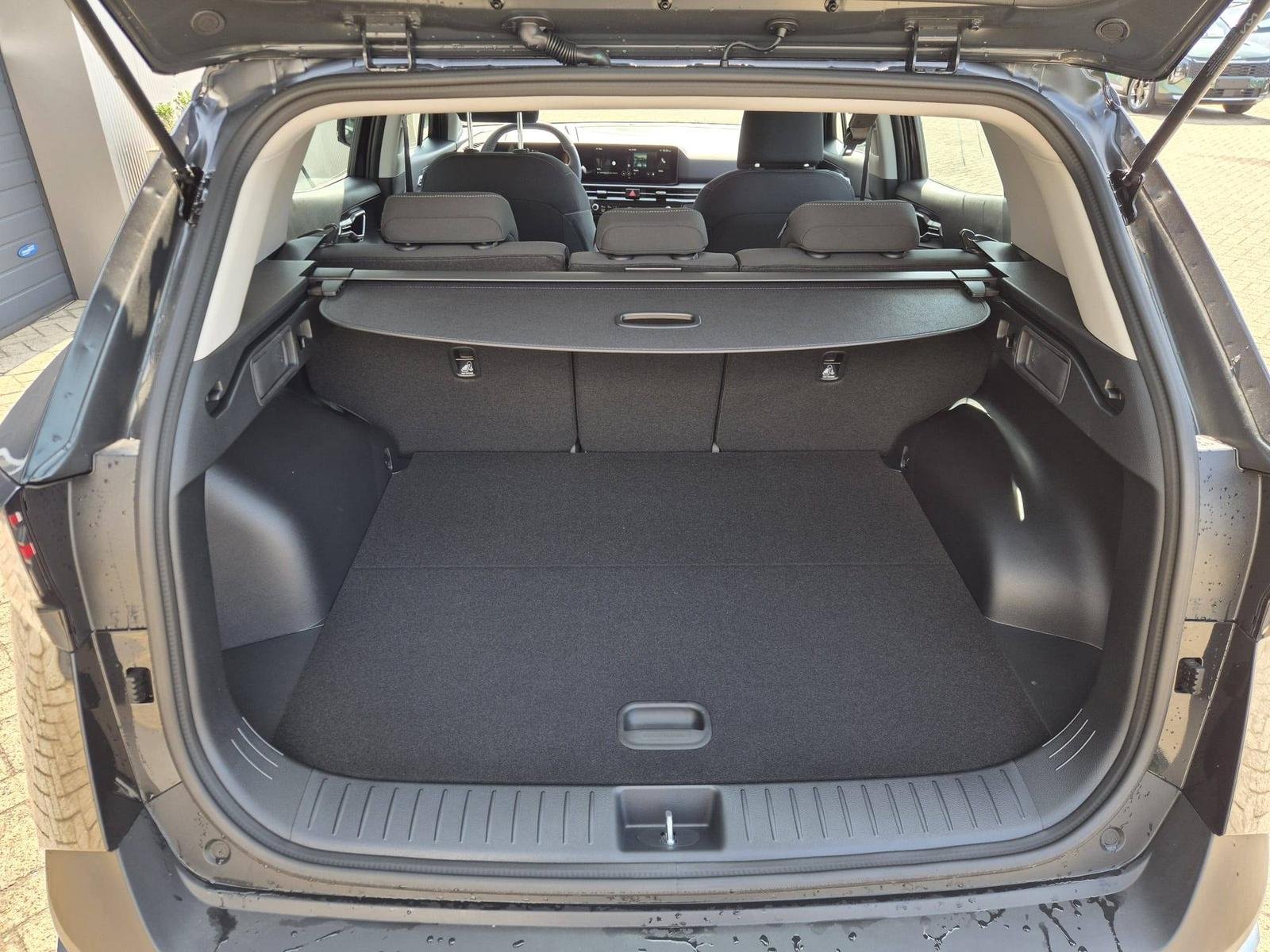 2025 Kia Sportage   AWD