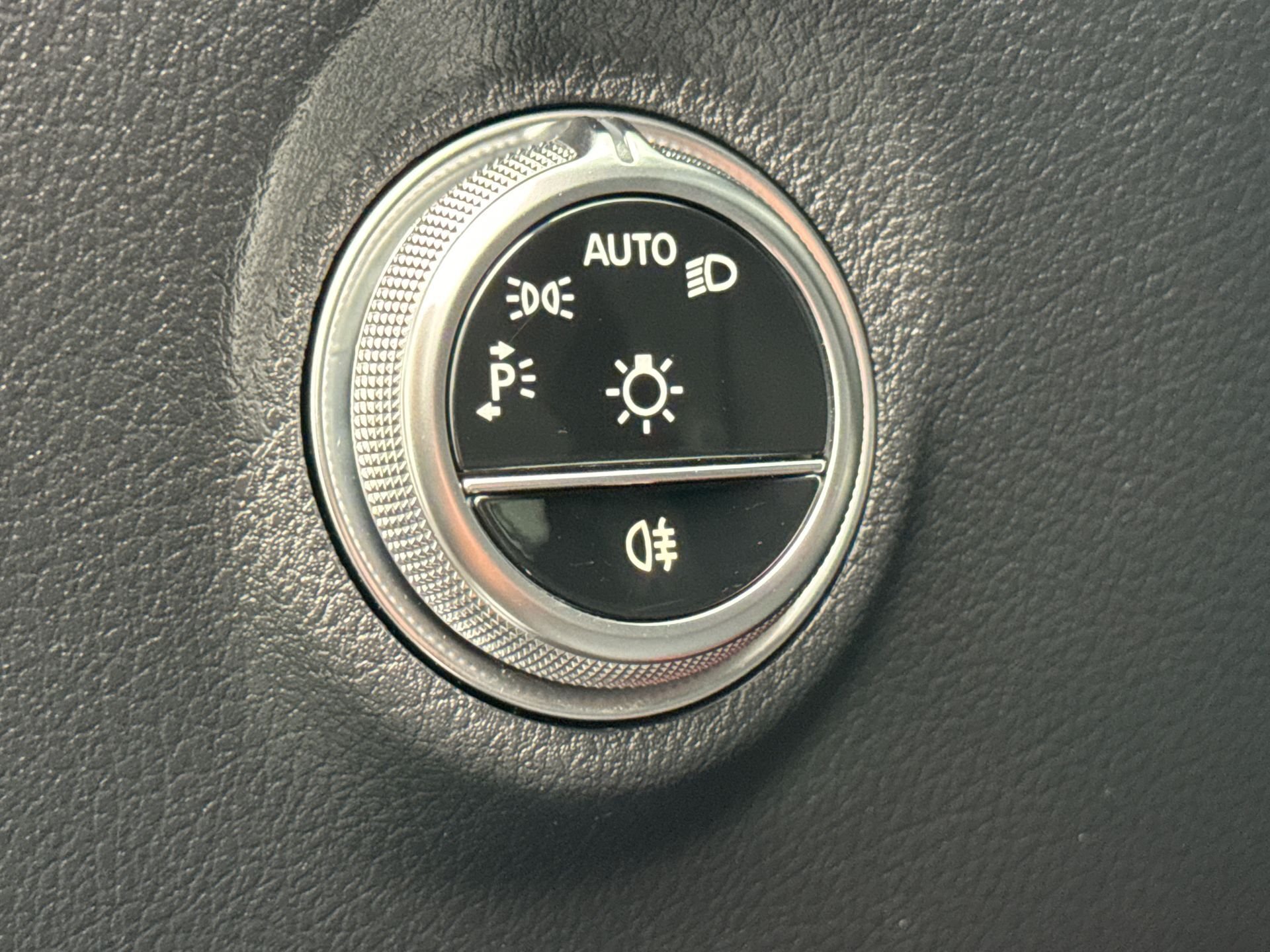 2021 Mercedes-Benz C   