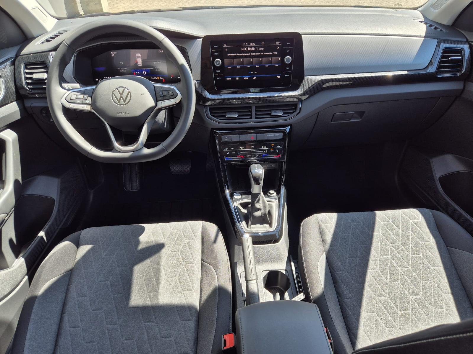 2025 Volkswagen T-Cross   