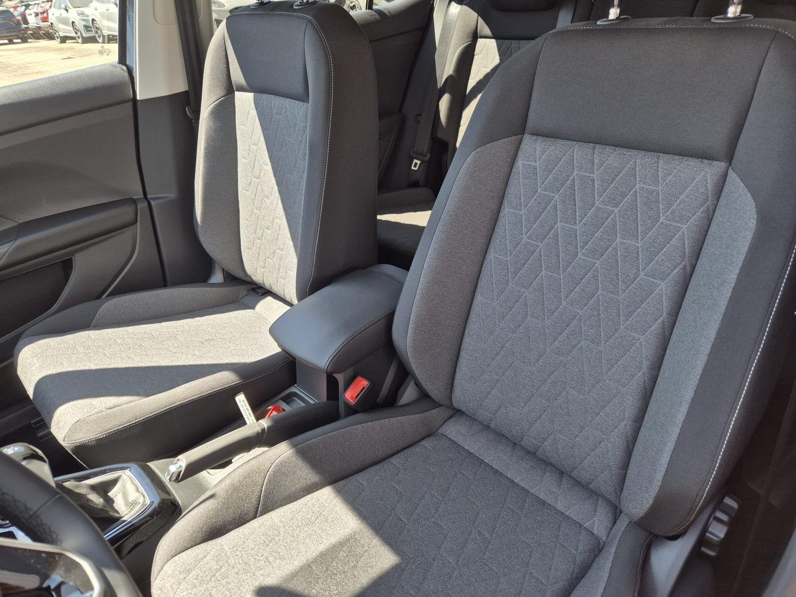 2025 Volkswagen T-Cross   