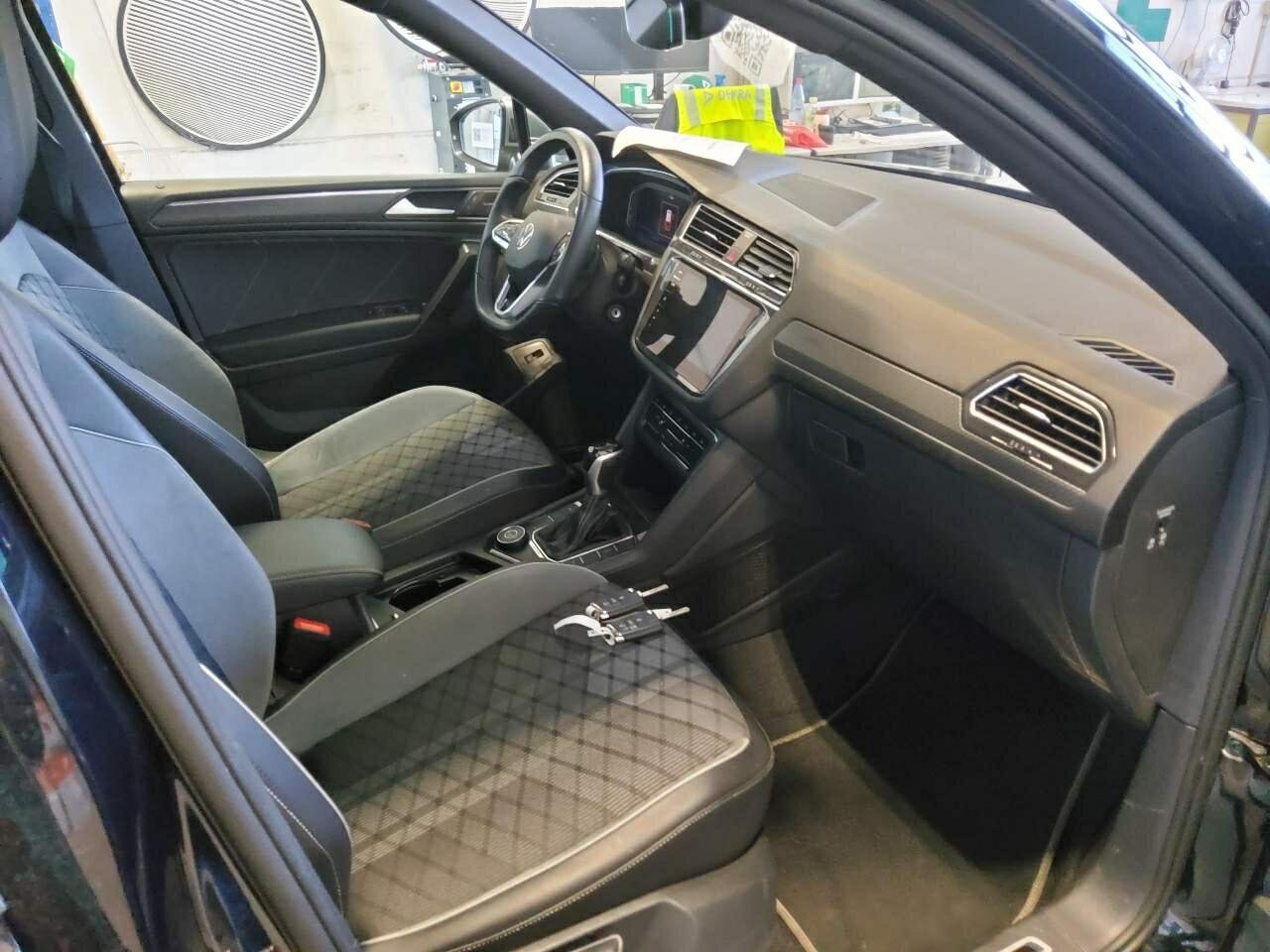 2022 Volkswagen Tiguan   AWD