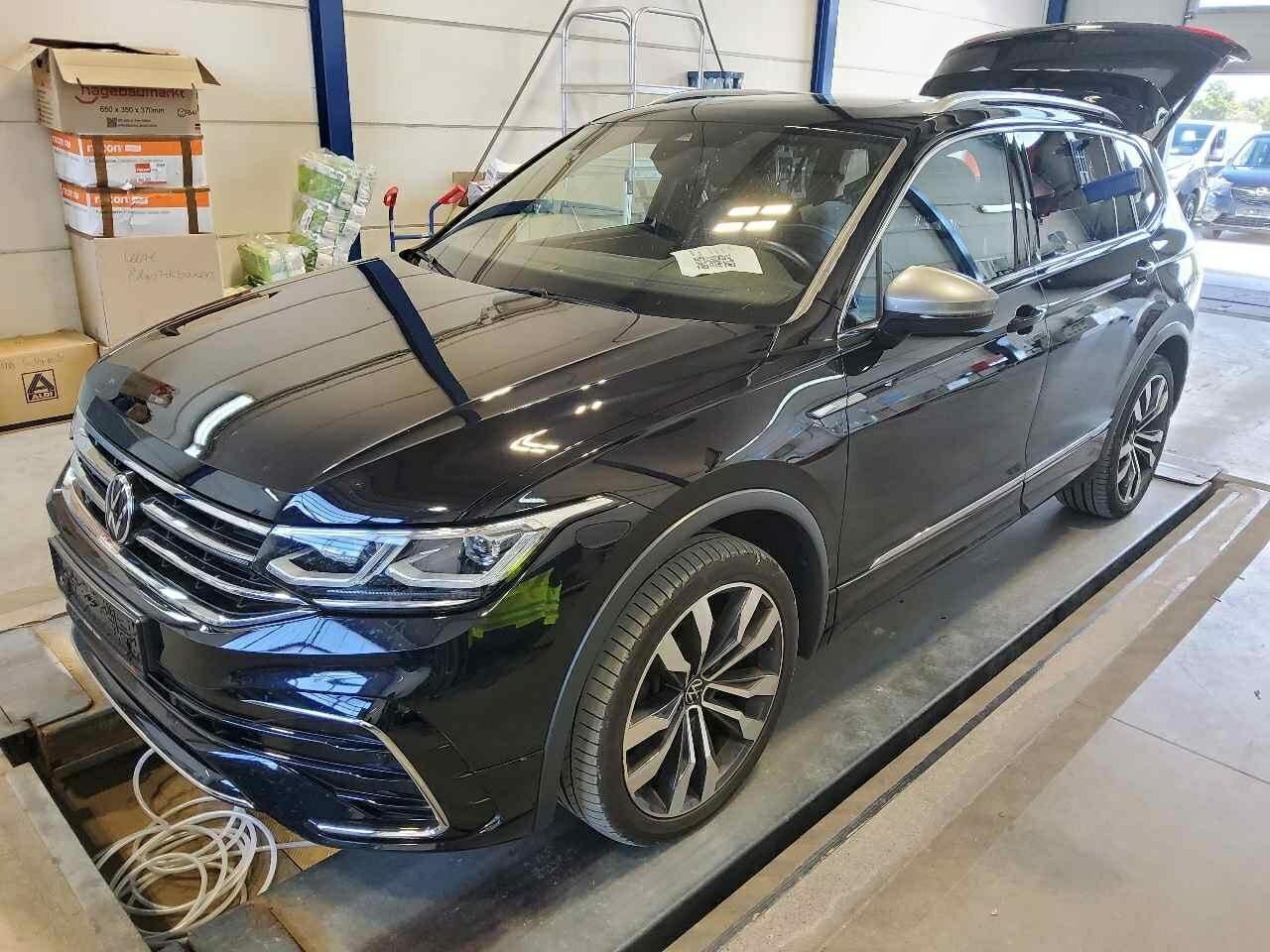 2022 Volkswagen Tiguan   AWD