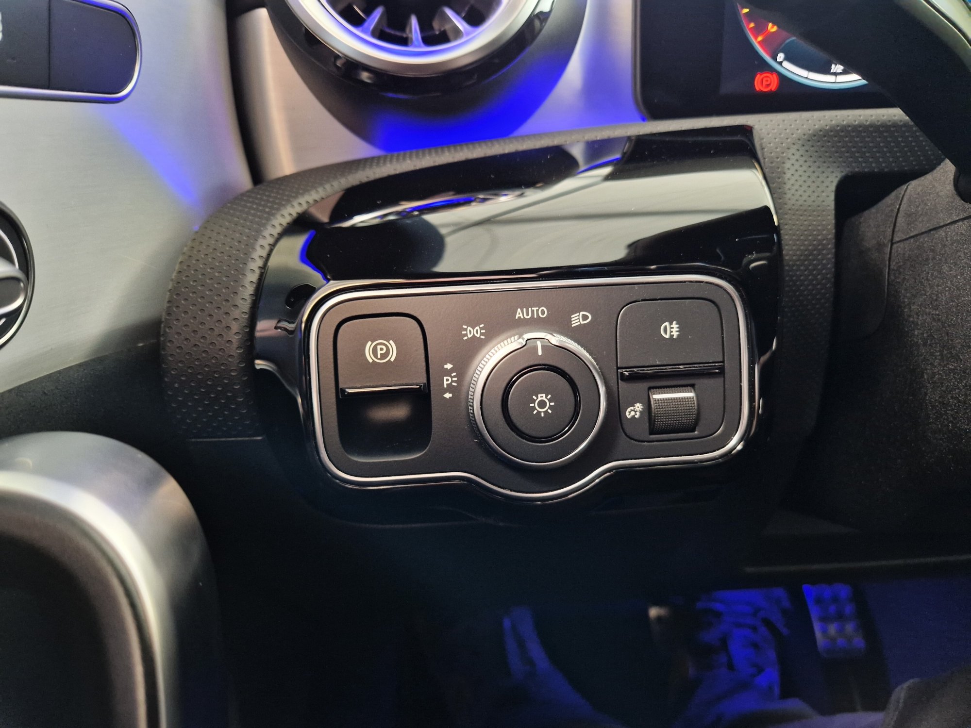 2022 Mercedes-Benz CLA   