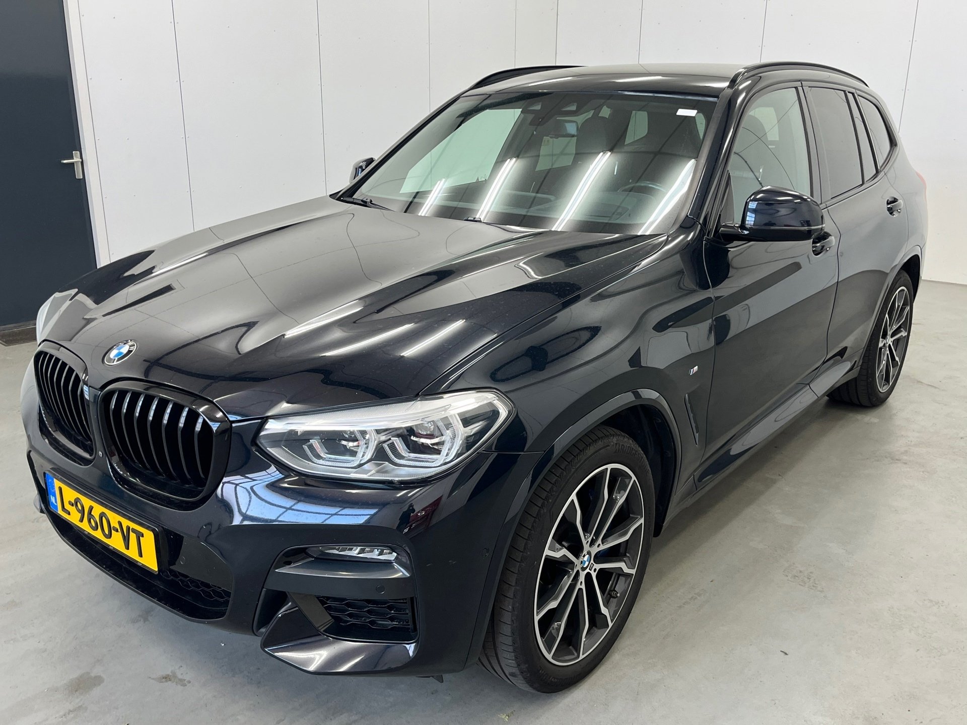 2021 BMW X3   