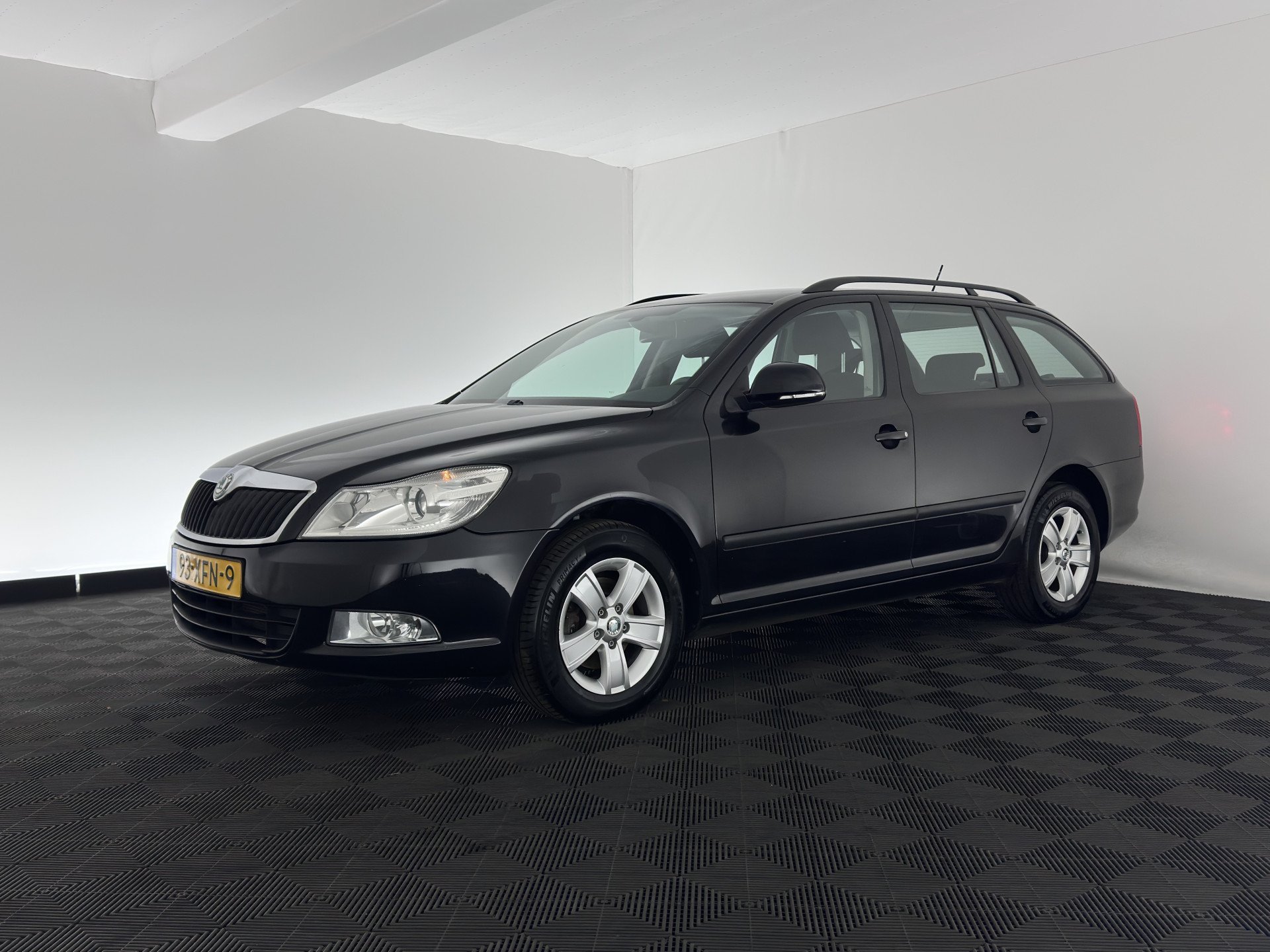 Skoda Octavia 1.6 TDI Ambition Business - Diesel - Automatic - 105 hp - 416.133 km