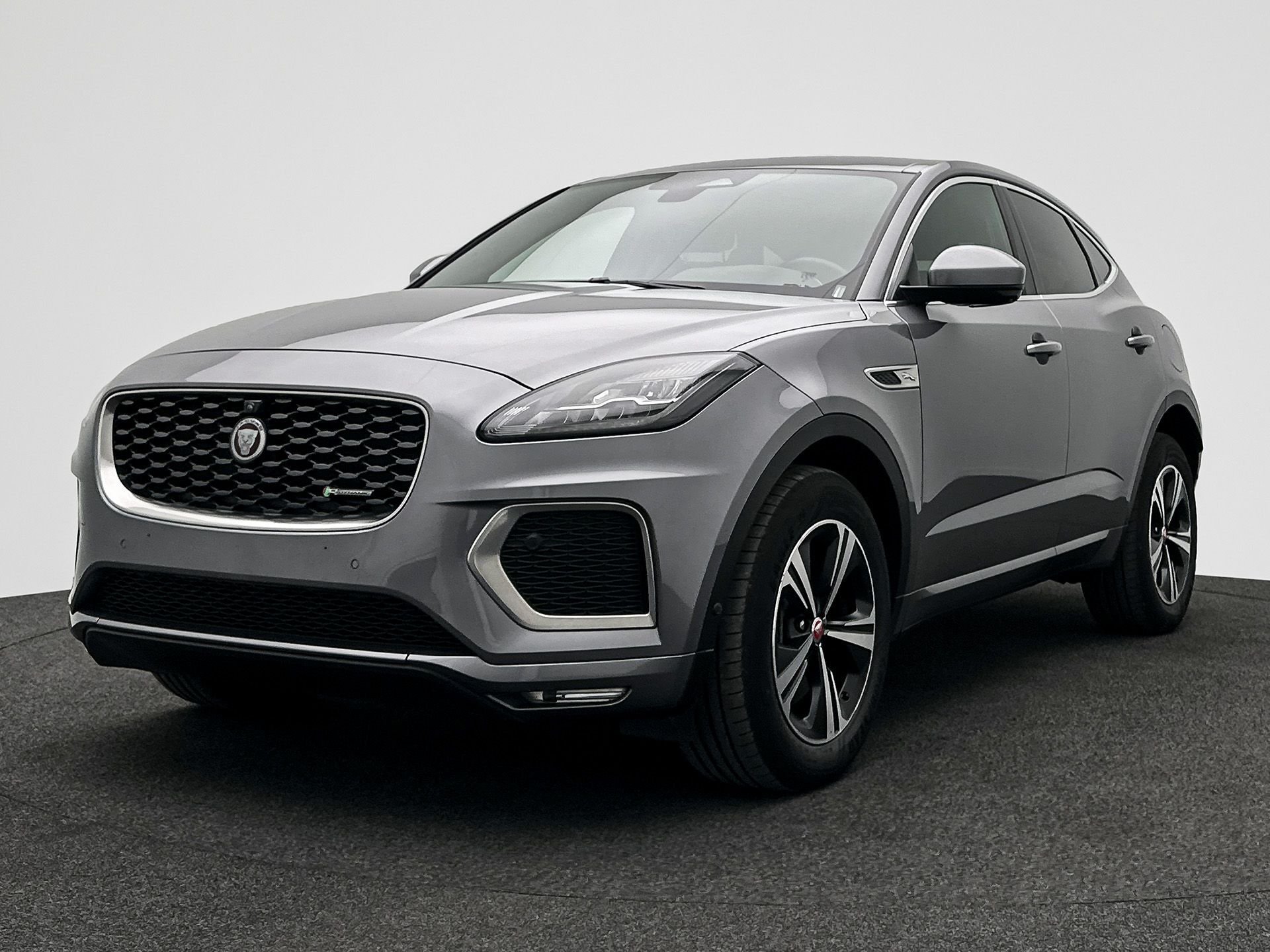 Jaguar E-Pace 1.5 R-Dynamic - Hybrid - Automatic - 200 hp - 108.579 km