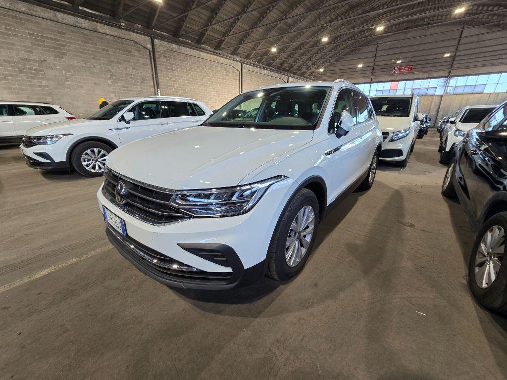 Volkswagen Tiguan 2.0 TDI Life - Diesel - Automatic - 150 hp - 13.395 km